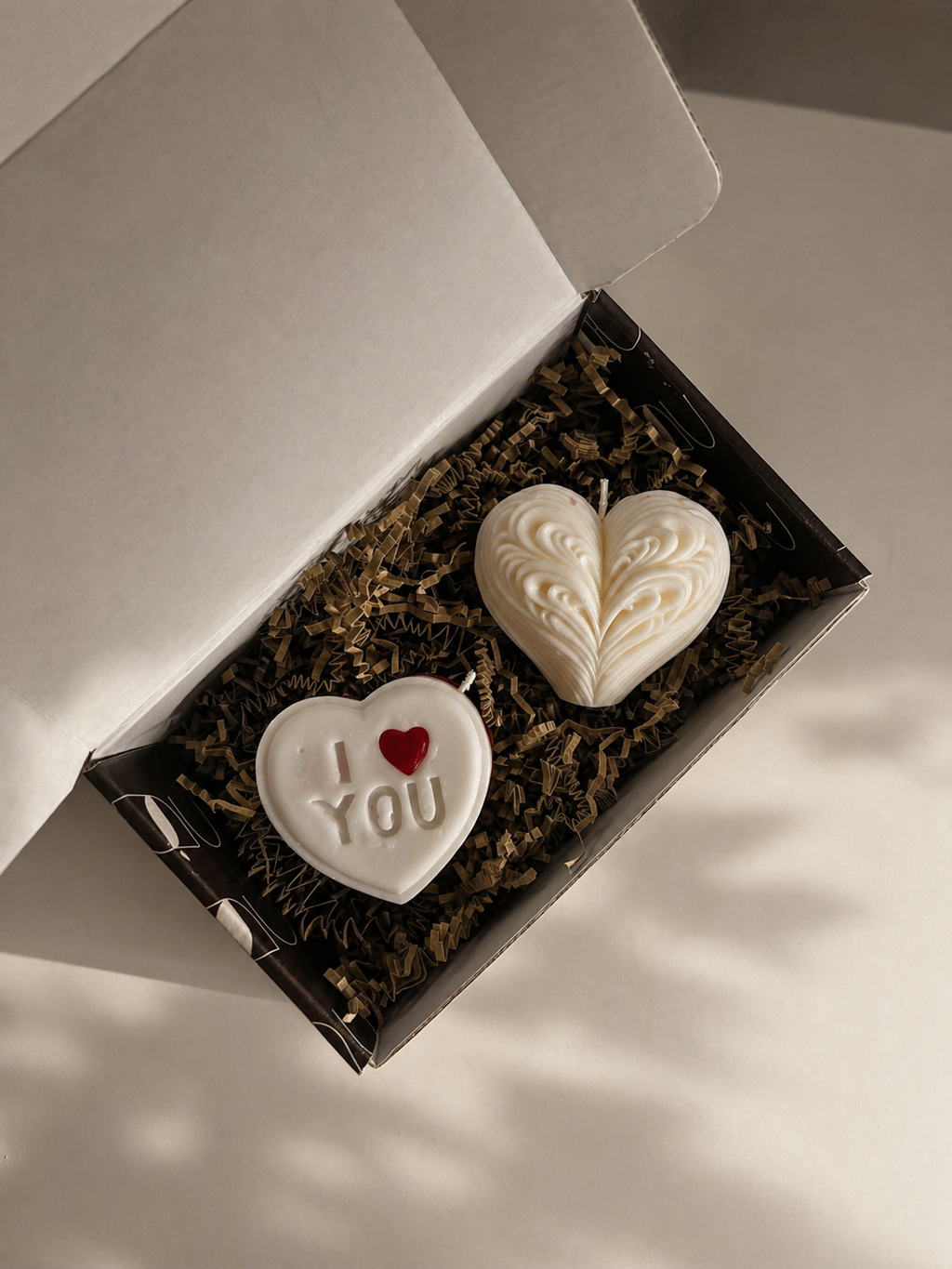 Set of 2 Heart Candles